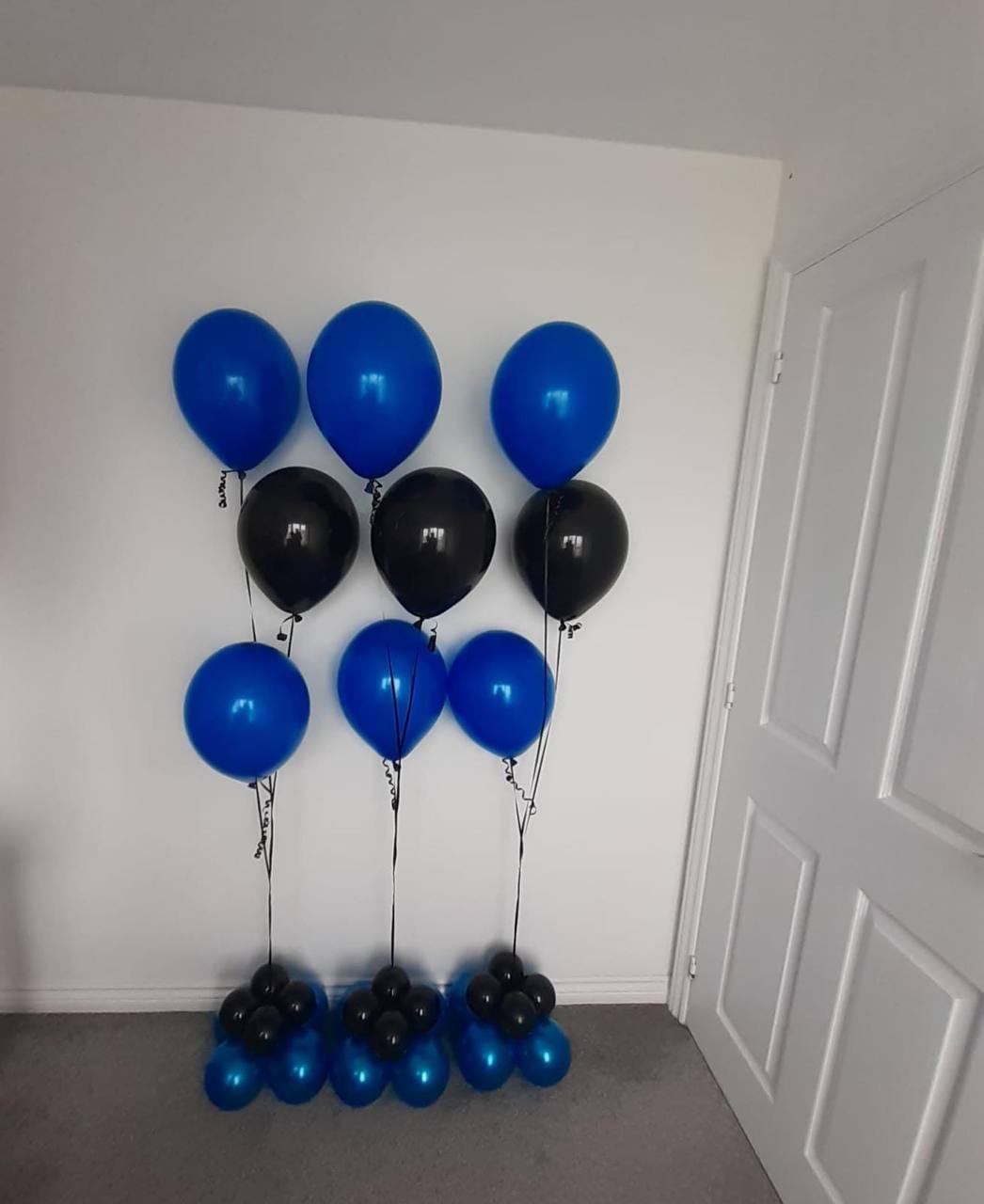 Balloon installation by Balloons by Bee, Andover — photo 74