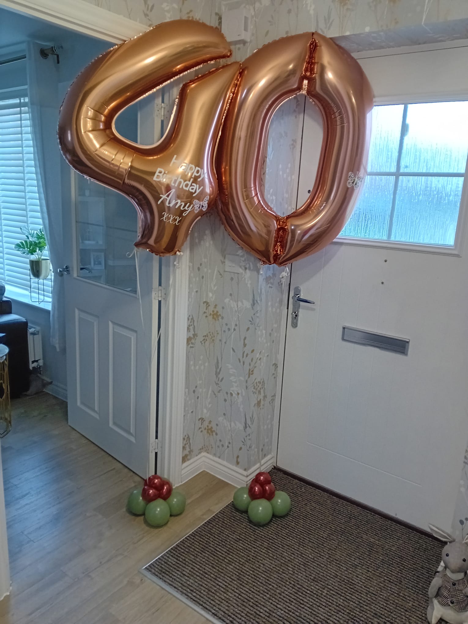 Balloon installation by Balloons by Bee, Andover — photo 5