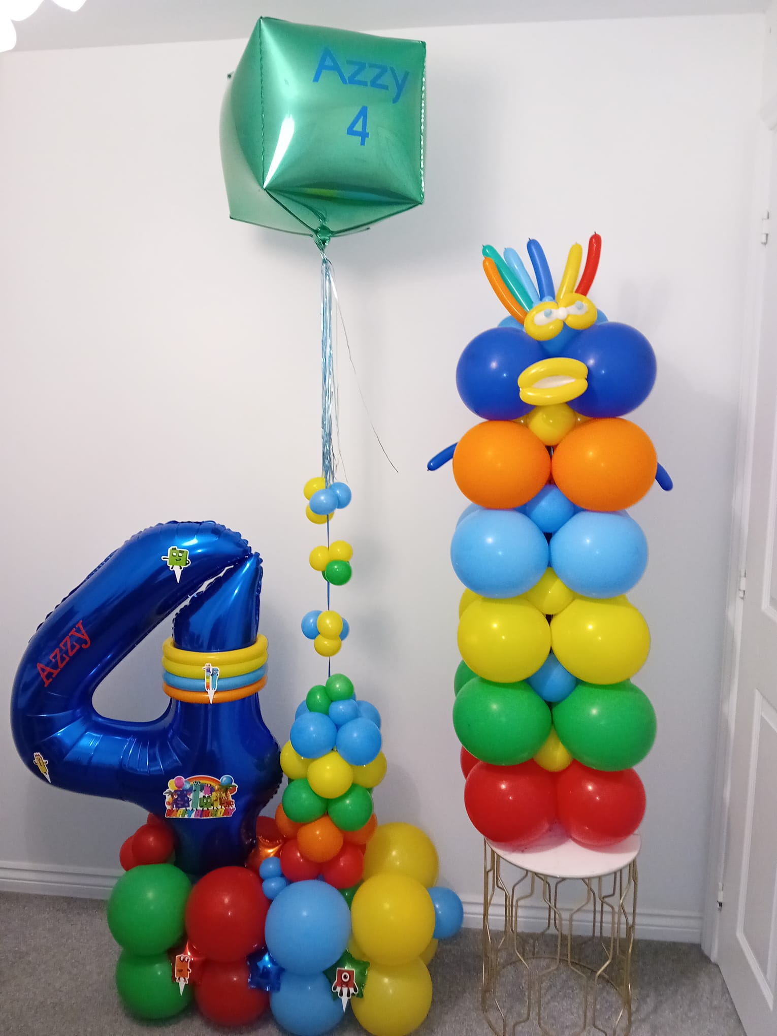 Balloon installation by Balloons by Bee, Andover — photo 99